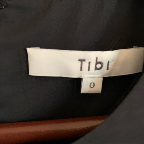 Tibi Eco Poplin Smocked Midi Dress Excellent Condition 0 - Picture 4 of 5